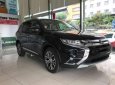 Mitsubishi Outlander 2.0 CVT Premium 2019 - Bán ô tô Mitsubishi Outlander năm sản xuất 2019, màu đen, tại Quảng Trị, hỗ trợ trả góp 80%