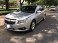 Chevrolet Cruze 1.8 LTZ   2012 - Cần bán xe gia đình Chevrolet Cruze đời 2012 tự động, màu bạc, 360 triệu