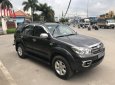 Toyota Fortuner V 2011 - Bán Fortuner V 2011 xăng hai cầu, xám chì chính chủ BSTP