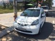 Toyota Aygo 2006 - Cần bán gấp Toyota Aygo đời 2006, màu trắng, xe nhập