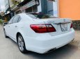 Lexus LS 2010 - Bán xe Lexus LS460L sản xuất 2010 màu trắng, 5 ghế có matxa, rada, nâng hạ gầm