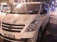 Hyundai Grand Starex 2016 - Cần bán Hyundai Grand Starex năm sản xuất 2016, màu trắng, xe nhập, giá tốt