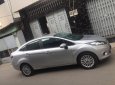 Ford Fiesta AT 2012 - Bán Ford Fiesta 2012 tự động, màu bạc, xe đi kỹ như mới