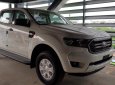 Ford Ranger 2.2 XLS 4X2 MT 2019 - Bán Ranger màu trắng giao ngay tháng 5, tặng full phụ kiện theo xe