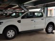 Ford Ranger 2.2 XLS 4X2 MT 2019 - Bán Ranger màu trắng giao ngay tháng 5, tặng full phụ kiện theo xe