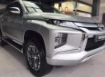 Mitsubishi Triton 4x2 AT 2019 - Bán xe Mitsubishi Triton 4x2 AT 2019, tại Quảng Trị, màu bạc, nhập khẩu, giá 730tr, hỗ trợ góp 80%