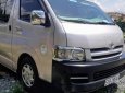 Toyota Hiace 2005 - Bán Toyota Hiace tải van 6 chỗ 850kg, máy dầu, đời 2005 chạy được giờ cấm trong nội đô TP