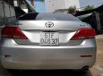 Toyota Camry AT 2009 - Cần bán gấp Toyota Camry AT sản xuất năm 2009, màu bạc, giá 620tr