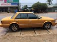 Nissan Bluebird  Blu 2.0  1989 - Cần bán lại xe Nissan Bluebird Blu 2.0 năm 1989, màu vàng