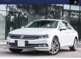 Volkswagen Passat Bluemotion High 2018 - Bán xe Volkswagen Passat High - Nhập khẩu và bảo hành chính hãng/ hotline: 0908988862