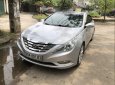 Hyundai Sonata   2010 - Bán xe Hyundai Sonata đời 2010, màu bạc, xe đẹp