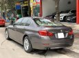 BMW 5 Series 520i 2013 - Xe BMW 5 Series 520i sản xuất 2013, màu xám, nhập khẩu