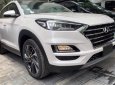 Hyundai Tucson 2.0 AT TC 2019 - Cần bán xe Hyundai Tucson 2.0 AT TC 2019, màu trắng