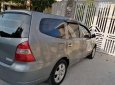 Nissan Grand livina 2011 - Bán Nissan Grand livina năm 2011, màu xám