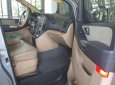 Hyundai Grand Starex 2.4 MT 2012 - Gia đình bán xe Hyundai Grand Starex 2.4 MT đời 2012, màu xám, nhập khẩu