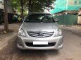 Toyota Innova 2011 - Cần tiền bán xe cọp Innova 2011, số sàn, màu bạc, máy xăng