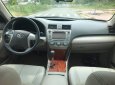 Toyota Camry LE 2007 - Nhà cần tiền bán gấp xe Toyota Camry LE đời 2007 số tự động, màu nâu vàng