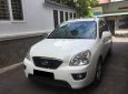 Kia Carens 2017 - Bán Kia Carens 2017 máy xăng, số sàn trắng tuyệt đẹp