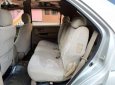 Toyota Fortuner 2009 - Gia đình bán xe Toyota Fortuner sản xuất năm 2009, màu bạc