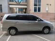 Toyota Innova MT 2010 - Bán ô tô Toyota Innova MT 2010, màu bạc, xe đẹp