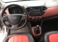 Hyundai Grand i10 2018 - Bán Hyundai i10 hatchback số sàn 1.2 sx 2018 màu bạc như mới