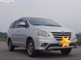 Toyota Innova J 2014 - Cần bán xe Toyota Innova J sản xuất 2014, màu bạc số sàn