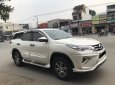 Toyota Fortuner 2017 - Gia đình cần bán Fortuner 2017, số tự động, hai cầu, máy xăng, màu trắng