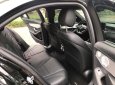 Mercedes-Benz C300 2018 - Gia đình cần bán C300 AMG , sản xuất 2018, bản full, màu đen cực ngầu