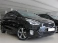 Kia Rondo 1.7 DATH 2016 - Bán Kia Rondo 1.7 DATH năm 2016, màu đen, giá 600tr