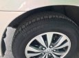 Toyota Innova 2016 - Gia đình cần bán xe Innova 2016, số sàn, máy xăng, màu vàng cát