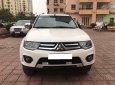 Mitsubishi Pajero 2017 - Gia đình cần bán Pajero 2017, số tự động, máy xăng, màu trắng mới tinh