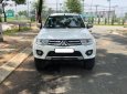 Mitsubishi Pajero 2016 - Gia đình cần bán xe Mitsubishi Pajero Sport 2016 số sàn máy dầu, màu trắng