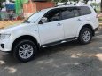 Mitsubishi Pajero 2016 - Gia đình cần bán xe Mitsubishi Pajero Sport 2016 số sàn máy dầu, màu trắng