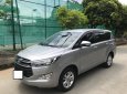 Toyota Innova 2017 - Cần bán xe Toyota Innova 2017 số sàn màu bạc