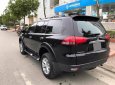 Mitsubishi Pajero Sport 2017 - Cần bán Mitsubishi Pajero sport 2017 máy xăng số tự động, màu đen long lanh