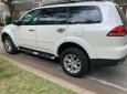 Mitsubishi Pajero 2015 - Đổi xe mới cần bán Pajero 2015, số tự động, máy V6, màu trắng