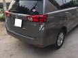 Toyota Innova 2016 - Gia đình cần bán Innova 2016, số sàn phom mới, màu hoàng kim