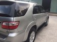 Toyota Fortuner 2009 - Cần bán Fortuner 2009, số sàn, máy dầu, màu bạc