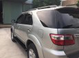 Toyota Fortuner 2009 - Cần bán Fortuner 2009, số sàn, máy dầu, màu bạc