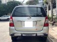 Toyota Innova 2012 - Cần bán xe Innova 2012, số sàn, màu bạc, còn mới tinh