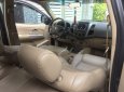 Toyota Fortuner 2010 - Gia đình cần bán xe Fortuner 2010, số sàn, máy dầu, màu xám chì