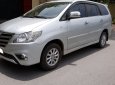 Toyota Innova E 2013 - Cần bán Toyota Innova E 2013, màu bạc, chính chủ, giá chỉ 438 triệu