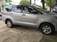 Toyota Innova 2017 - Gia đình cần bán xe Toyota Innova 2.0E 2017 số sàn màu xám bạc