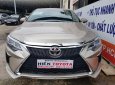 Toyota Camry 2.5Q 2014 - Cần bán xe Toyota Camry 2.5Q đời 2014, màu vàng, 880 triệu