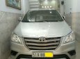 Toyota Innova   E 2014 - Bán Toyota Innova E 2014, màu bạc, xe gia đình, giá tốt