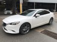 Mazda 6 2.5 Premium 2017 - Bán Mazda 6 2.5 Premium màu trắng camay, số tự động sản xuất 2017 xe đẹp chạy lướt