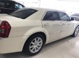 Chrysler 300 2010 - Bán ô tô Chrysler 300 2010, màu trắng, xe nhập, giá tốt