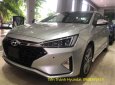 Hyundai Elantra 2019 - Bán ô tô Hyundai Elantra đời 2019, màu bạc