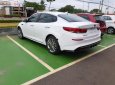 Kia Optima Luxury 2019 - Cần bán xe Kia Optima Luxury năm 2019, màu trắng