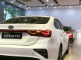 Kia Cerato 2019 - Cần bán xe Kia Cerato sản xuất 2019, màu trắng, giá 615tr